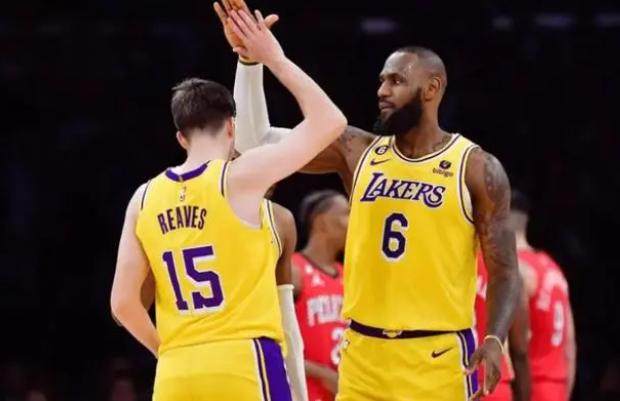 1689934158864089099.png 星空体育官方入口-里夫斯敞开心扉:曾考虑火箭马刺 詹皇有时像小孩