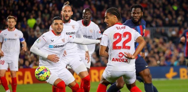 1675670349161050199.jpeg 星空体育在线登录-巴萨遭遇大腿受伤怎么办?看看拉菲、凯西还怕什么