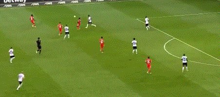 星空体育官网-【德甲】马内破门+中楣 穆西亚拉2球+中柱 拜仁6比1