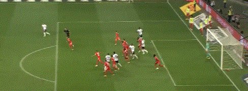 星空体育官网-【德甲】马内破门+中楣 穆西亚拉2球+中柱 拜仁6比1