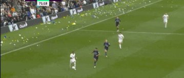 1651342439651008892.gif 星空体育官方入口-【英超】不能让利物浦得意!4人4球曼城大胜重夺榜首