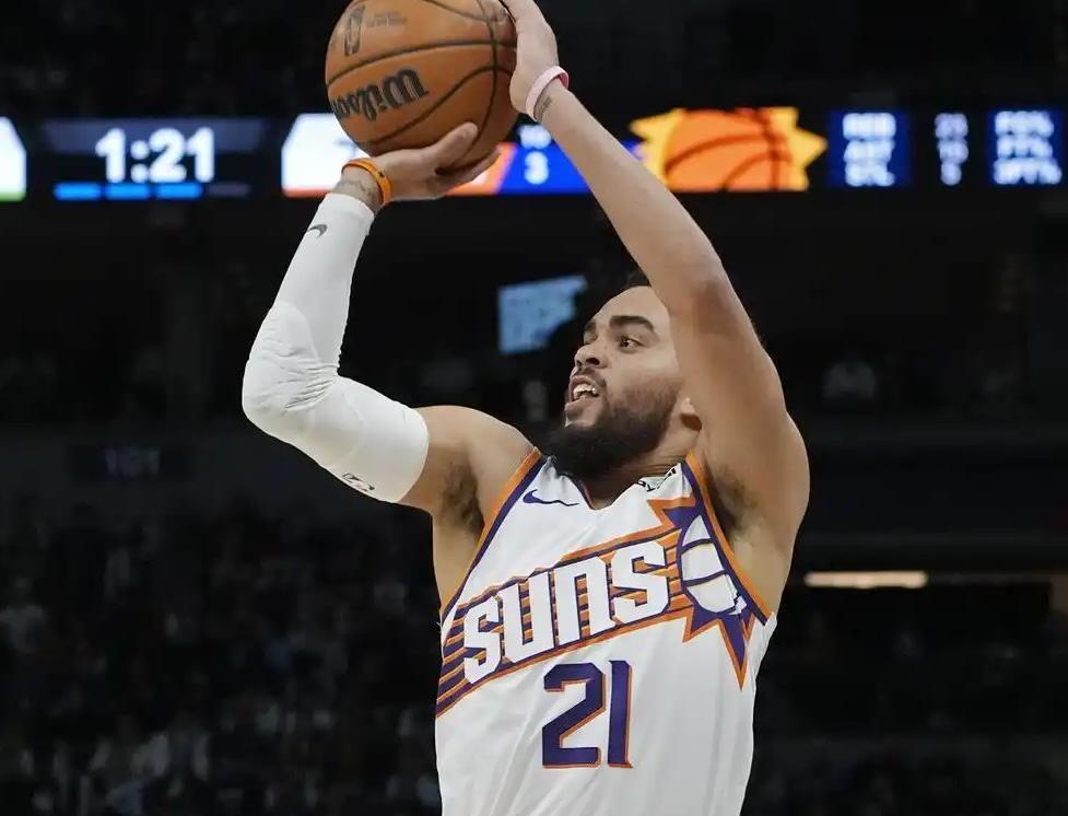 星空体育在线登录-火箭拒绝签约!3+3控卫转投掘金,两队实力此消彼长,斯通失算了