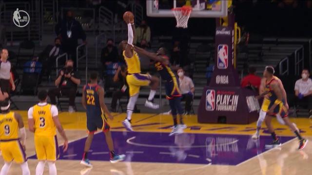 1621488960634077266.jpeg 星空体育-关键三分如神锋宝剑 勒布朗再度捍卫王者荣耀